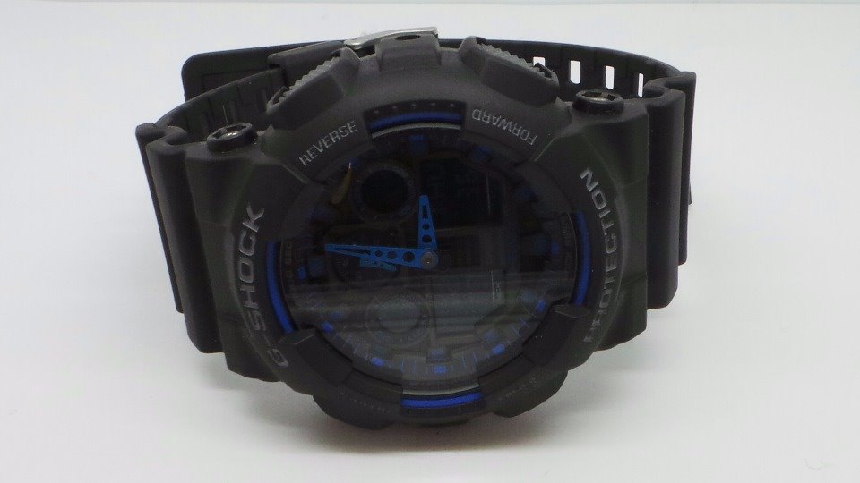 Orologio G-Shock Uomo in Resina GA-100-1A2ER - immagine 2
